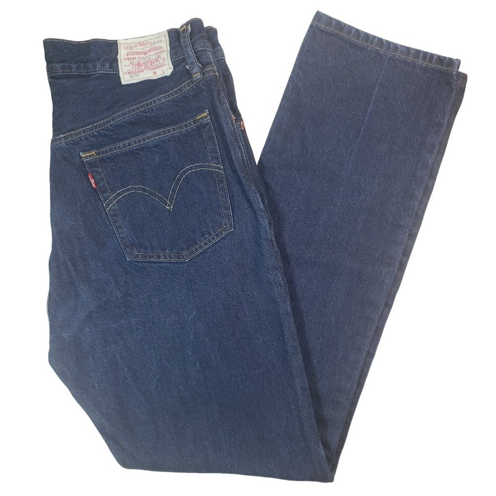 Levi's Premium 501 Jeans, 31 x 32 classic button fly straight leg, dark blue